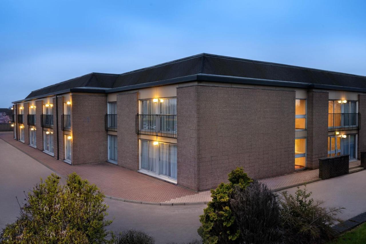 The Aberdeen Dyce Hotel Exterior photo